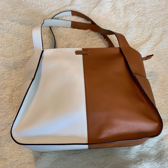 henri bendel Handbags - Henri Bendel Tote